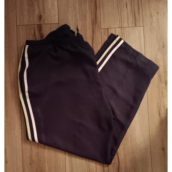 Jogging suit - Picture 4 of 4